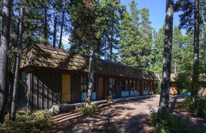 Mountain pine motel