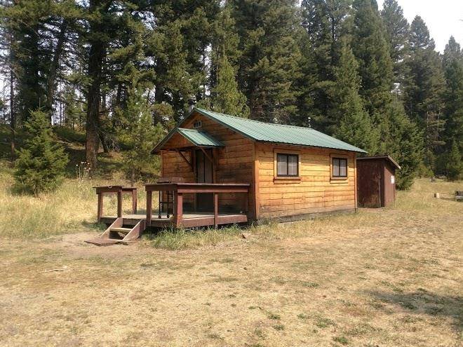 Douglas creek cabin