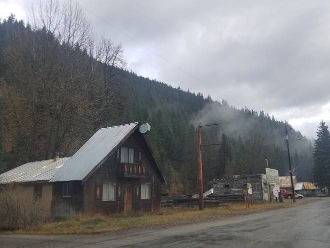 Mangold's general store & motel