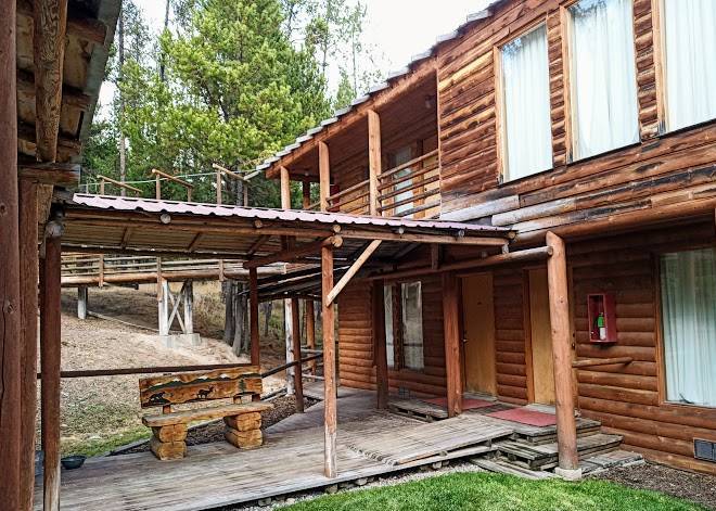 Lolo hot springs pools resort