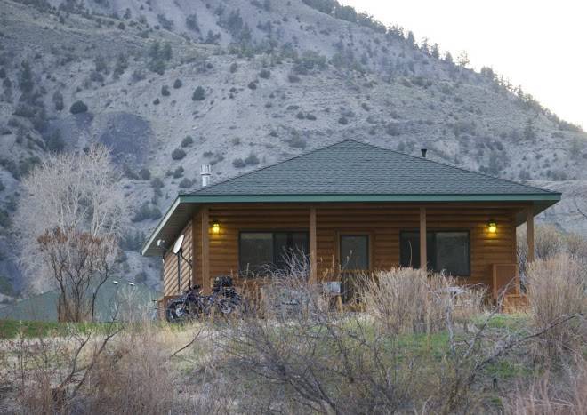 Yellowstone riverside cabin