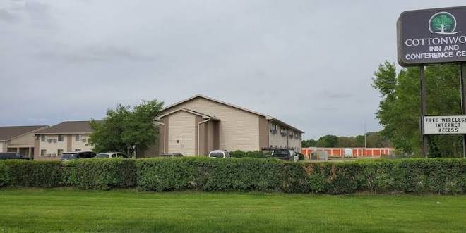 Cottonwood inn and conference center