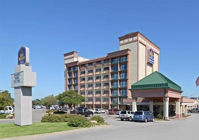 Best western plus kelly inn