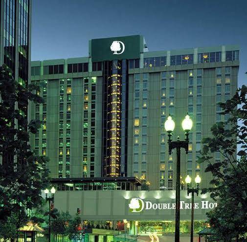 Doubletree by hilton hotel omaha downtown
