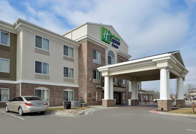 Holiday inn express & suites omaha west