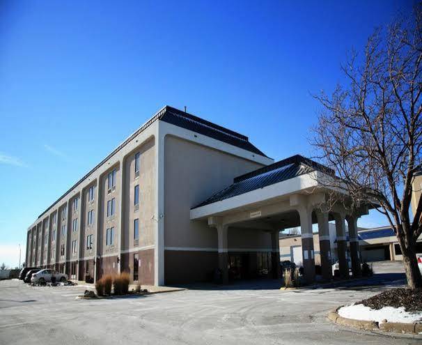 New victorian inn & suites