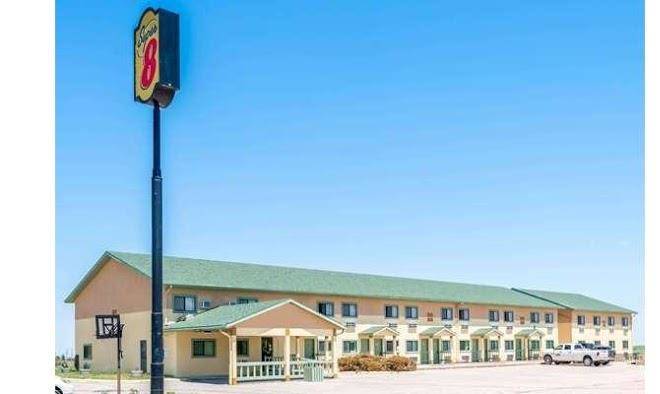 Super 8 By Wyndham Kimball Image