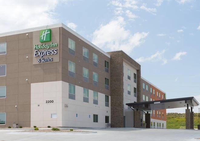 Holiday inn express & suites lincoln i 80