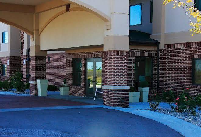 Holiday inn express & suites lincoln south