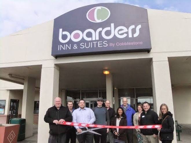 Oasis inn and suites
