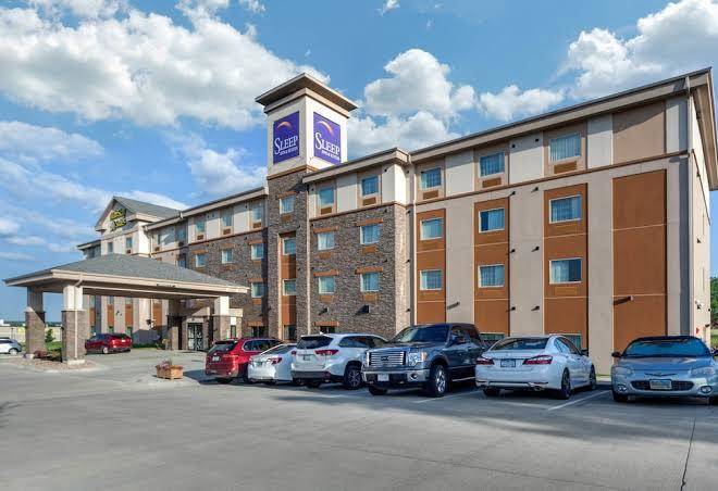 Sleep Inn & Suites Lincoln University Area Image