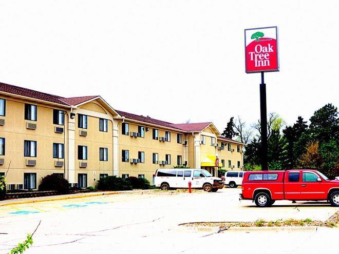 Oak tree inn
