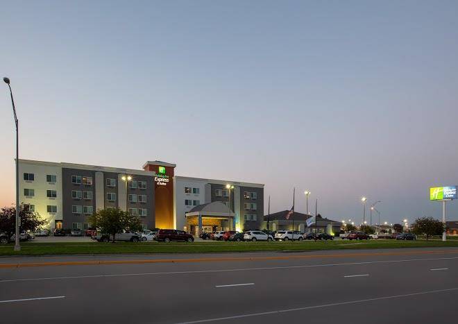 Holiday inn express & suites columbus