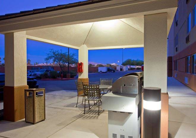 Sonesta simply suites las vegas