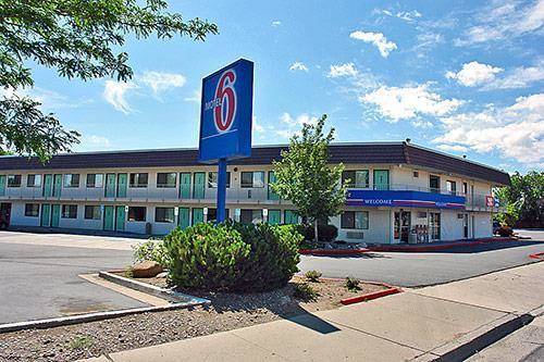 Motel 6 reno nv livestock events center
