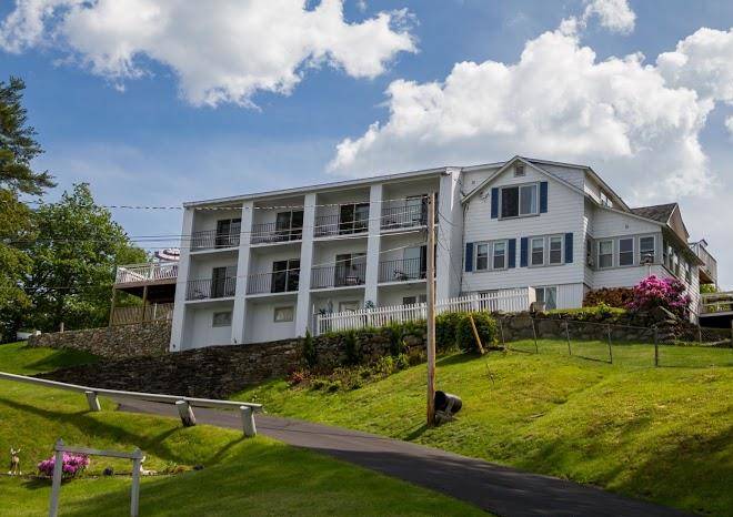 Belknap point inn