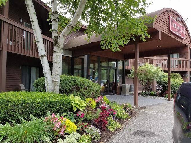 Fireside inn & suites at lake winnipesaukee