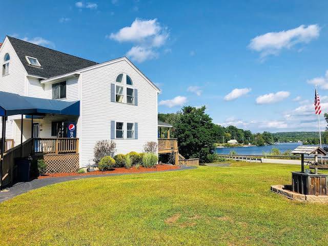 Winnisquam Lake inn
