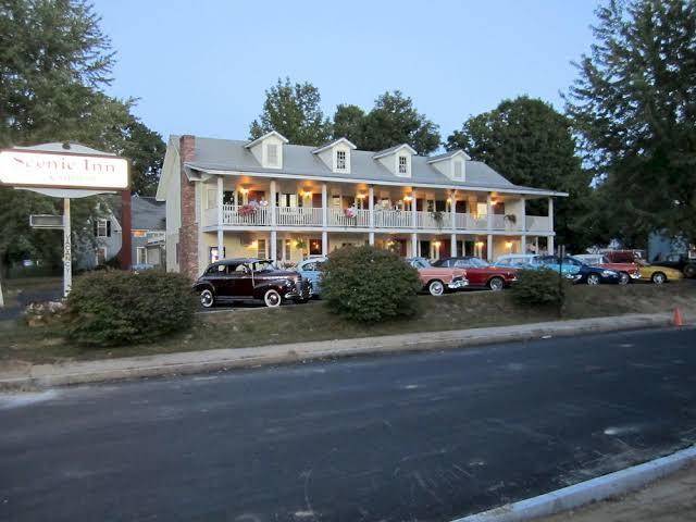 Scenic inn