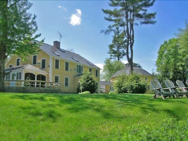 Breakfast On The Connecticut Image