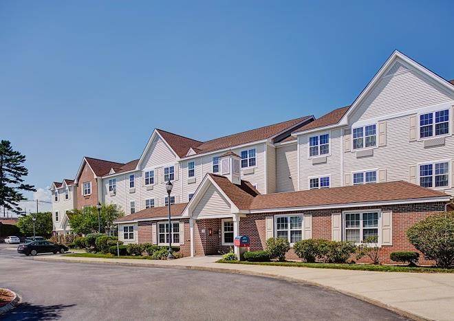 Towneplace suites by marriott manchester boston regional airport