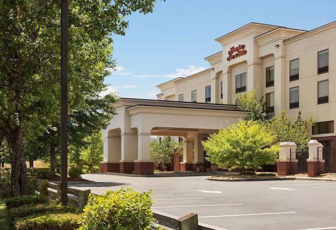 Hampton inn & suites manchester bedford