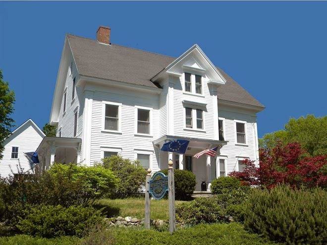 Highland lake inn