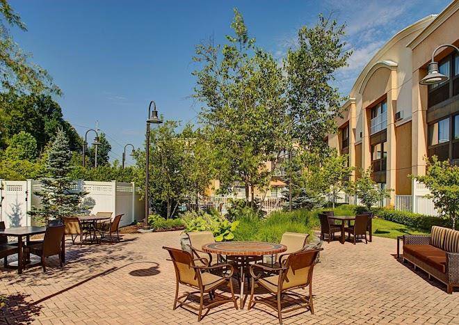 Courtyard by marriott montvale