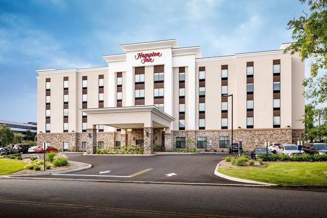 Hampton inn paramus