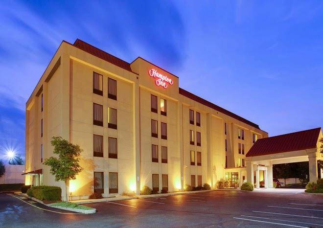 Hampton Inn Bordentown Image