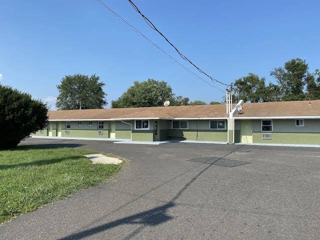 Red Carpet Inn & Suites Wrightstown Nj Image