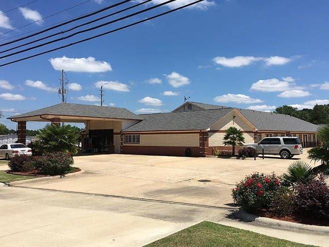 Budget Inn & Suites Image