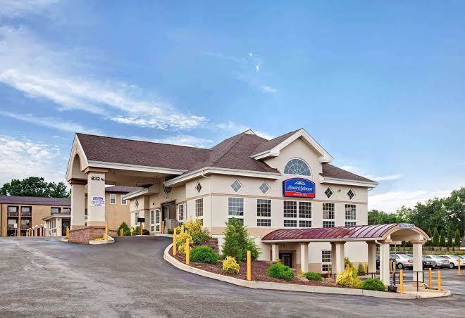 Howard Johnson By Wyndham Blackwood Near Philadelphia Image