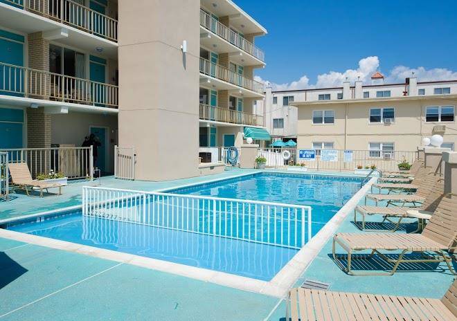 Aquarius oceanfront inn