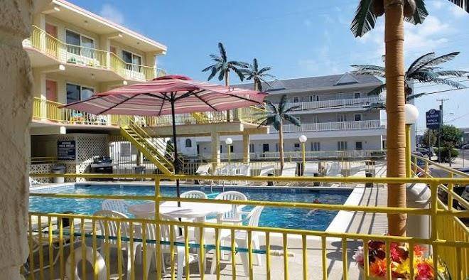 Golden rail motel