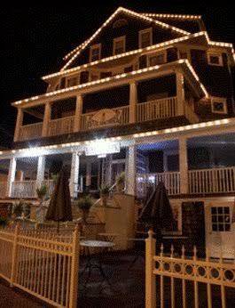 Hotel Macomber Image