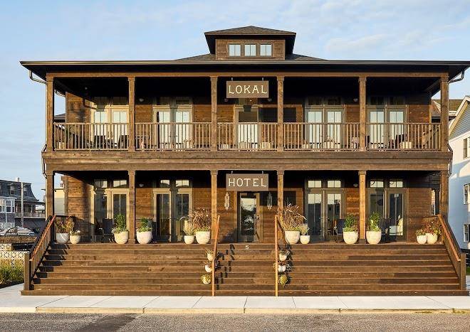 Lokal hotel cape may