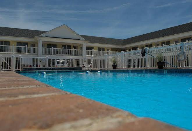 Madison avenue beach club