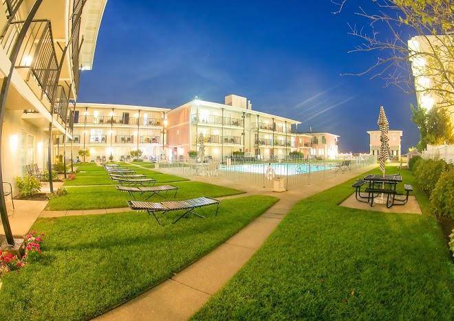Periwinkle inn hotel cape may oceanfront