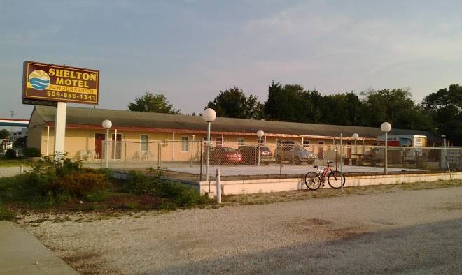 Shelton's Motel Image