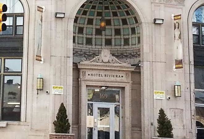 Riviera Hotel Image