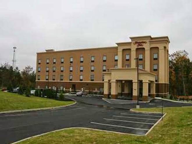 Hampton Inn Turnersville Image