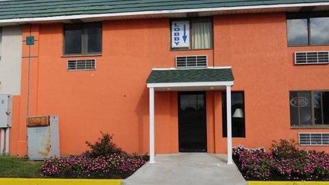 Red carpet inn gibbstown nj