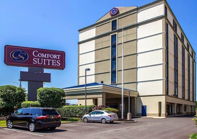 Comfort suites at woodbridge