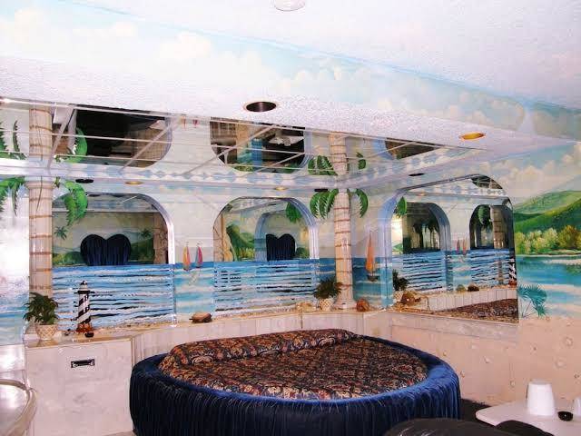 Gallery holiday motel