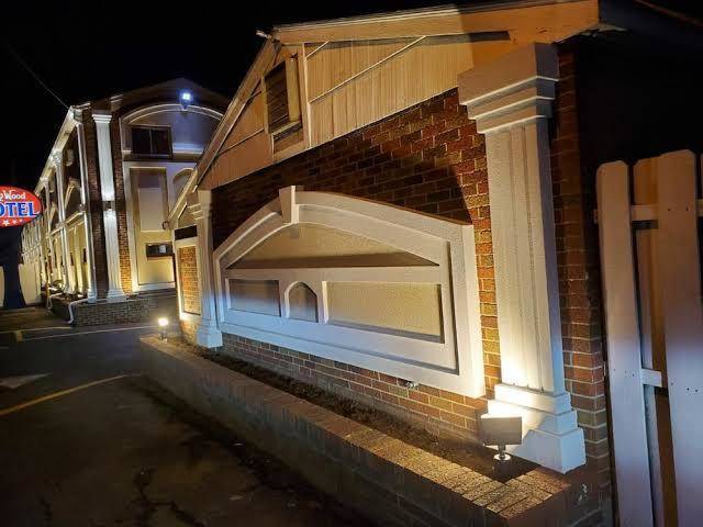 Hollywood motel