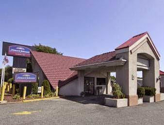 Howard johnson express inn new brunswick nj