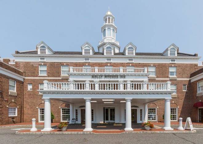 The molly pitcher inn