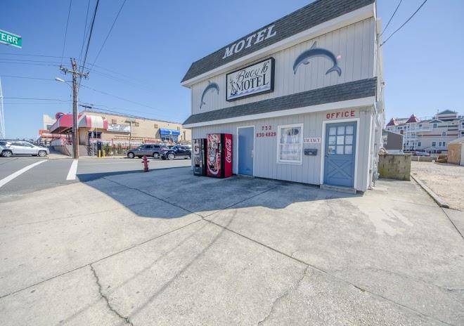 Buoy16 motel