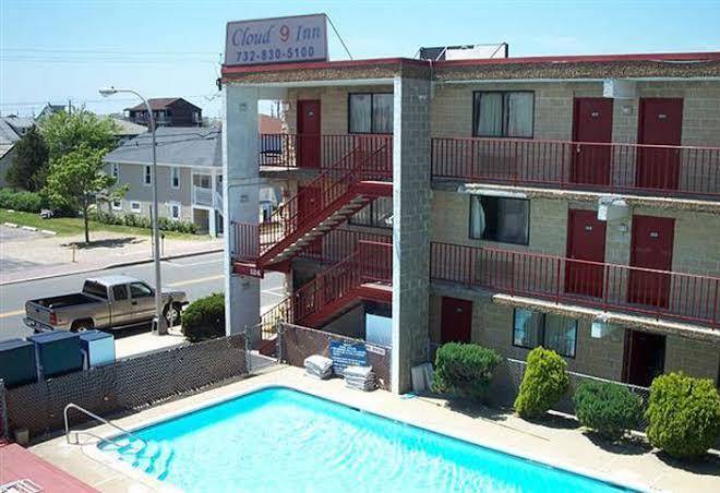 Cloud 9 inn